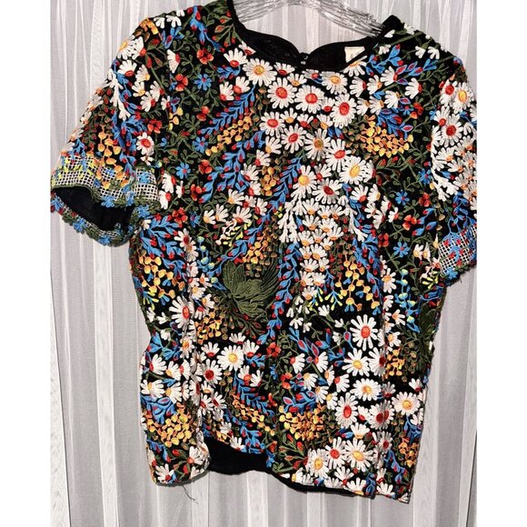 Vintage Midheaven Embroidered Floral Short Sleeve Top - Picture 2 of 10